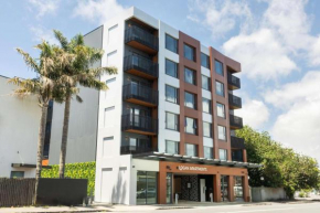 Epsom Luxury l Newly Built l Amazing 2bed Apt